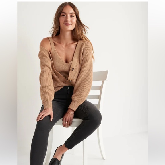 NWOT - Old Navy High-Waisted Rockstar Super-Skinny High Rise Black Jeans - Picture 3 of 9